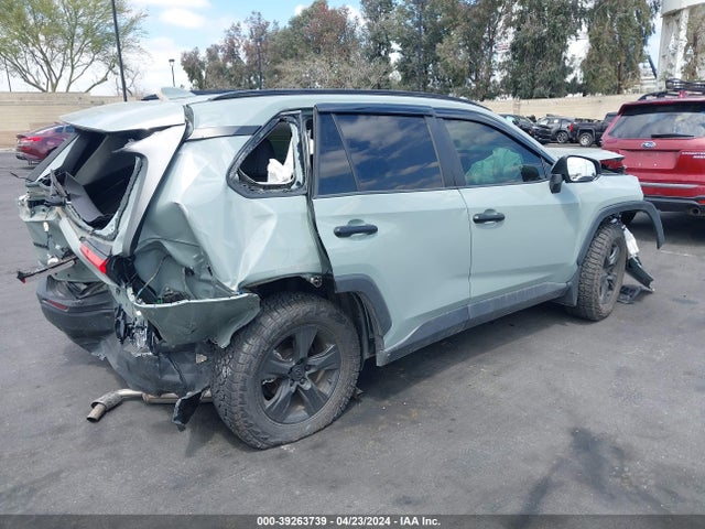 2T3W1RFVXMW120789 Toyota Rav4 Xle