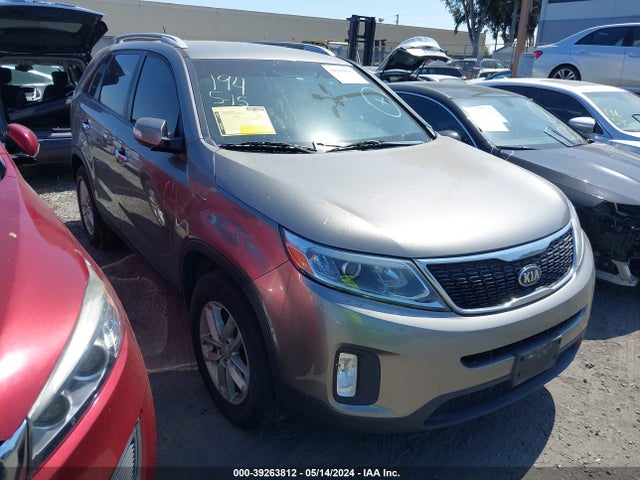 KIA SORENTO LX 2015 5XYKT4A67FG634368 Image 1