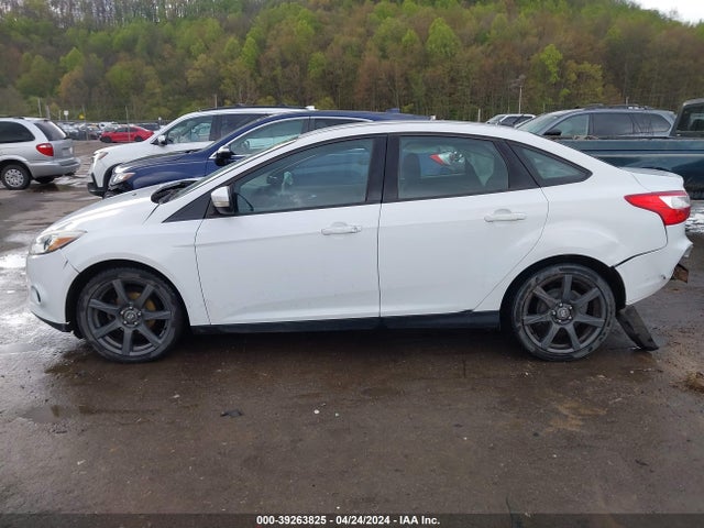 Ford FOCUS SE 2014 1FADP3F2XEL106507 Image 15