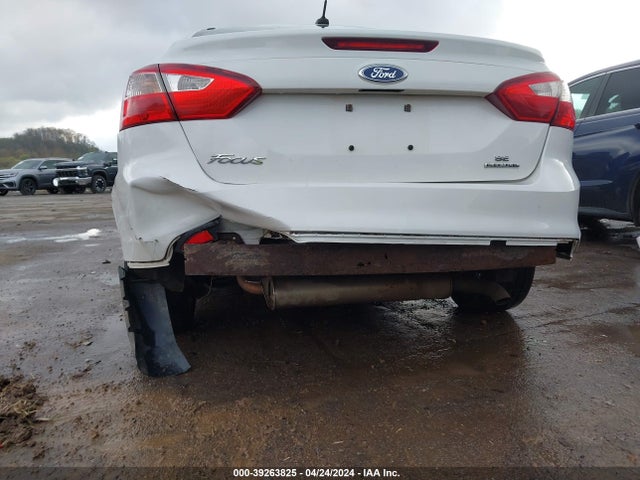 Ford FOCUS SE 2014 1FADP3F2XEL106507 Image 18