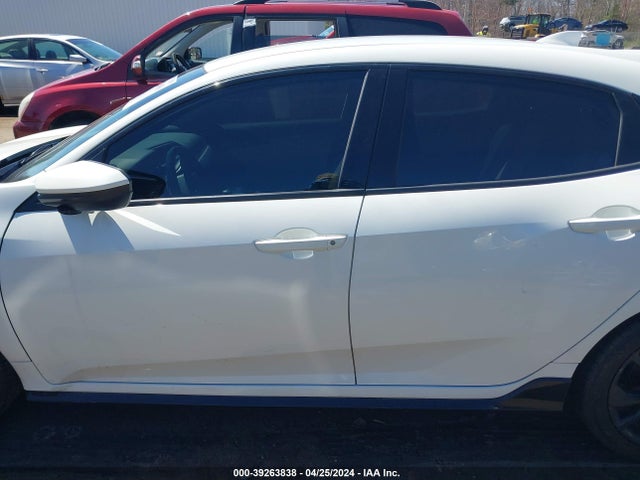 Honda Civic Sport 2018 SHHFK7G45JU217325 Image 13