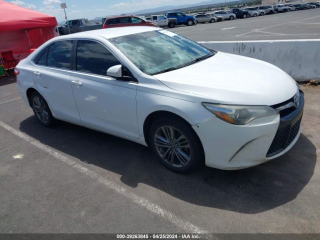 39263845 :رقم المزاد ، 4T1BF1FK9FU966303 vin ، 2015 Toyota Camry Se مزاد بيع