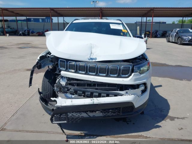 3C4NJCBB4NT197994 Jeep Compass Latitude Fwd