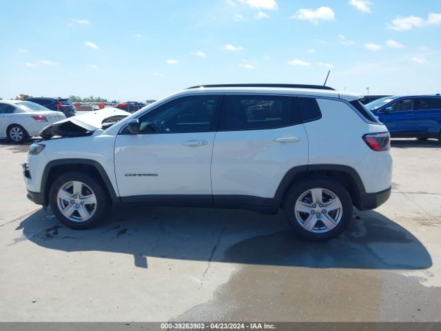 3C4NJCBB4NT197994 Jeep Compass Latitude Fwd