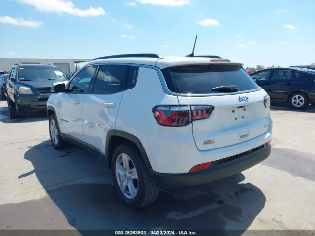 3C4NJCBB4NT197994 Jeep Compass Latitude Fwd