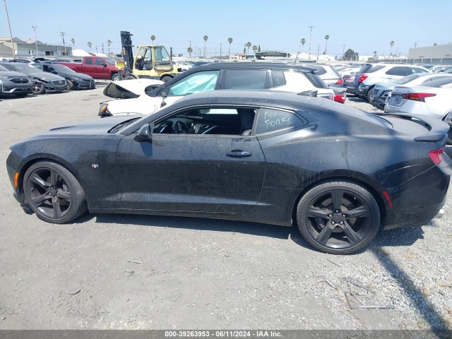 Chevrolet CAMARO 2SS 2018 1G1FH1R77J0158810 Image 15