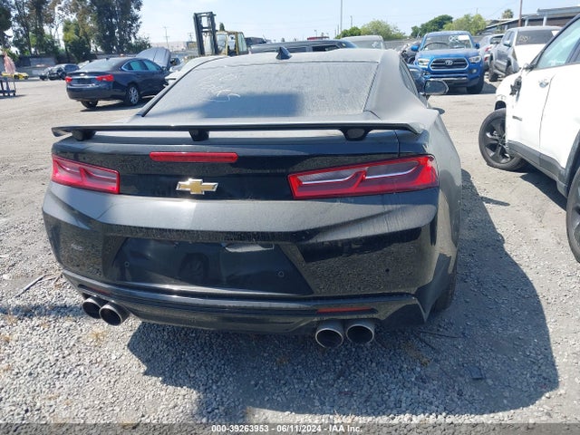Chevrolet CAMARO 2SS 2018 1G1FH1R77J0158810 Image 17