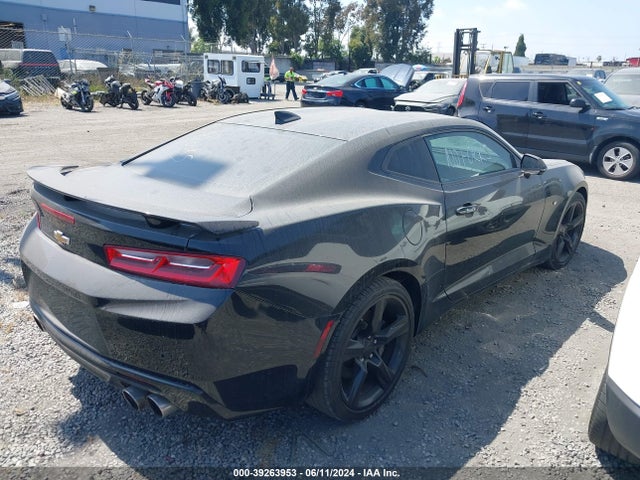 Chevrolet CAMARO 2SS 2018 1G1FH1R77J0158810 Image 4