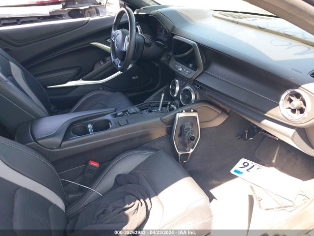 Chevrolet CAMARO 2SS 2018 1G1FH1R77J0158810 Image 5