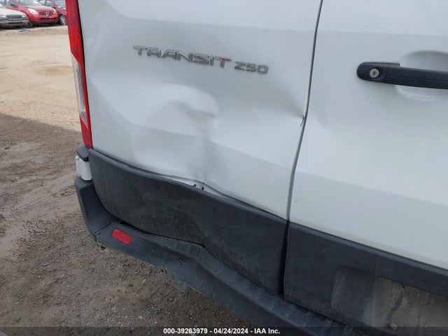 Ford Transit-250 2023 1FTBR1C81PKA64939 Image 17
