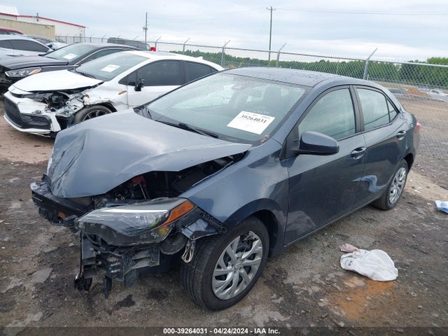Toyota COROLLA LE 2018 2T1BURHE0JC969919 Image 2