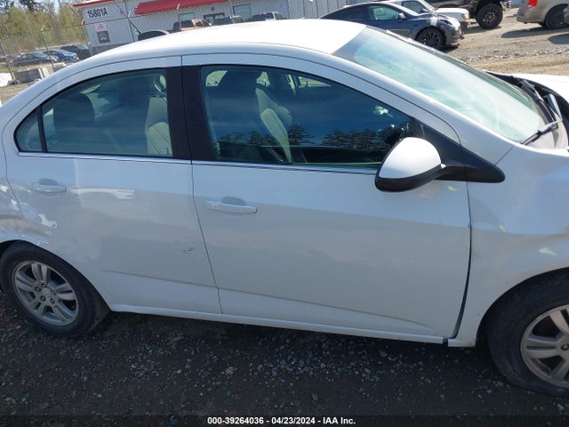 Chevrolet Sonic Lt Auto 2015 1G1JC5SG8F4172161 Image 13