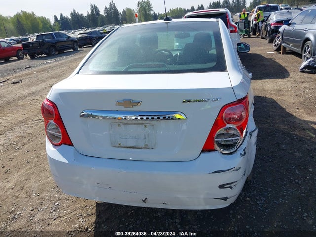 Chevrolet Sonic Lt Auto 2015 1G1JC5SG8F4172161 Image 16