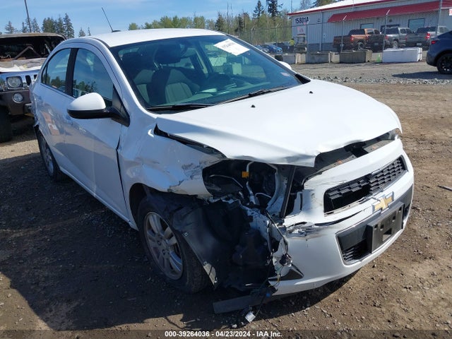 Chevrolet Sonic Lt Auto 2015 1G1JC5SG8F4172161 Image 6