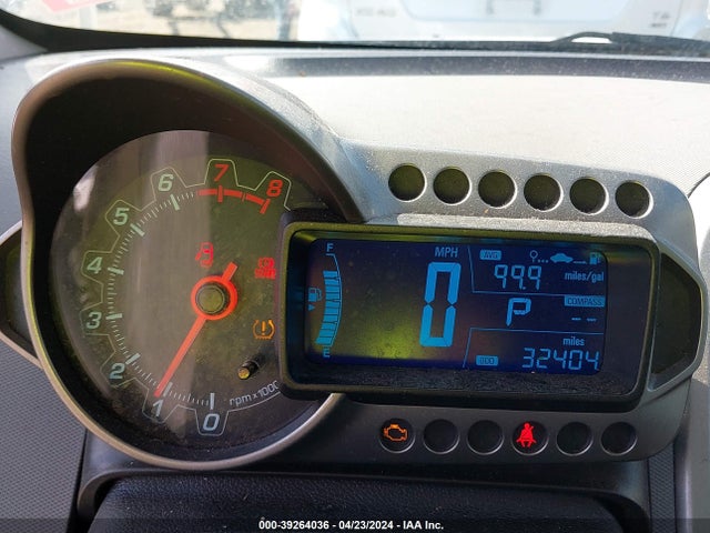 Chevrolet Sonic Lt Auto 2015 1G1JC5SG8F4172161 Image 7