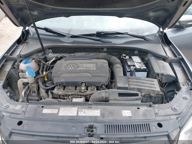 1VWBS7A37EC040437 Volkswagen Passat 1.8t Se