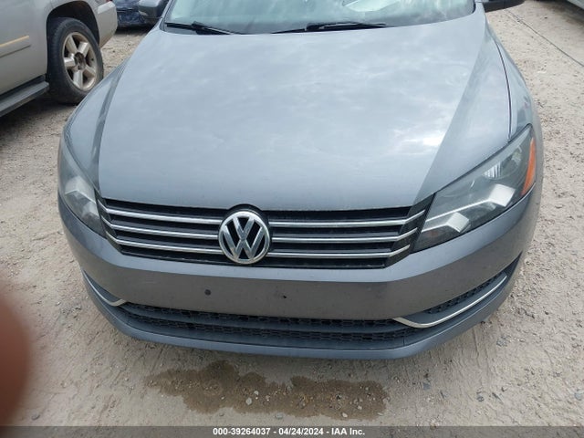 1VWBS7A37EC040437 Volkswagen Passat 1.8t Se