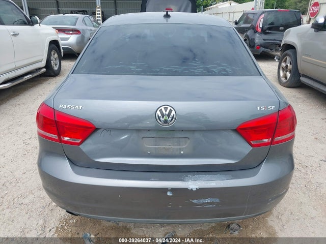 1VWBS7A37EC040437 Volkswagen Passat 1.8t Se