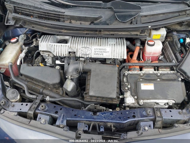 Toyota Prius Three 2014 JTDKN3DU1E0370552 Image 10