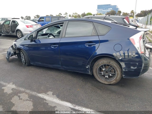 Toyota Prius Three 2014 JTDKN3DU1E0370552 Image 14