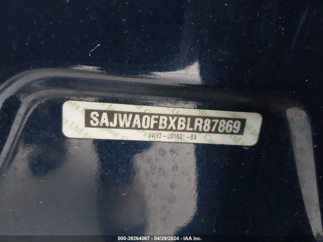2011 JAGUAR XF SAJWA0FBXBLR87869 Photo 8