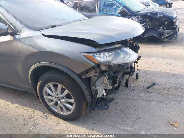 Nissan ROGUE SV 2018 KNMAT2MV1JP588254 Image 17