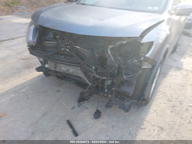 Nissan ROGUE SV 2018 KNMAT2MV1JP588254 Image 20