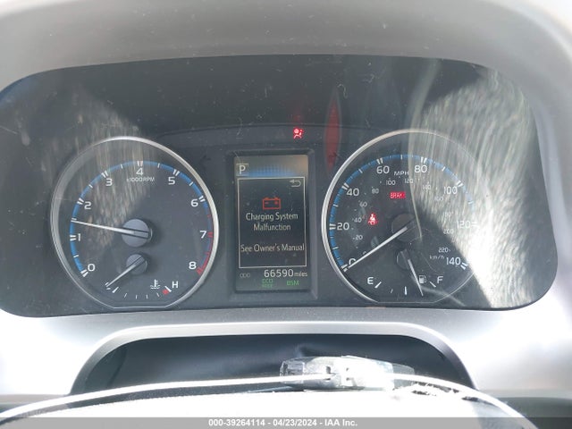 Toyota Rav4 Xle 2018 JTMWFREV4JJ741782 Image 7