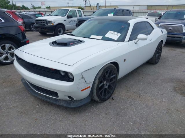 2C3CDZFJXGH263676 Dodge Challenger 392 Hemi Scat Pack Shaker