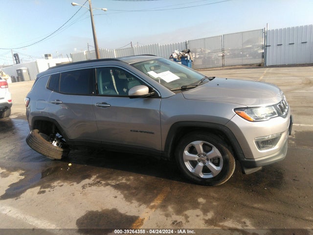 3C4NJCBB6KT743786 Jeep Compass Latitude Fwd