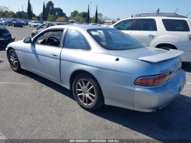 1998 LEXUS SC 300 JT8CD32Z0W1003559 Photo 2