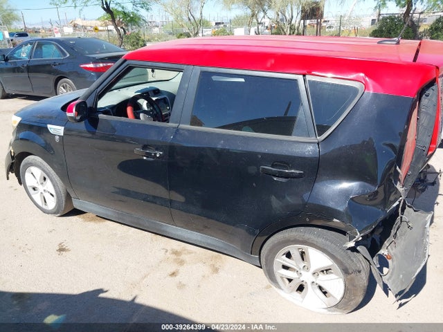 KIA Soul Ev + 2015 KNDJX3AE0F7002231 Image 13
