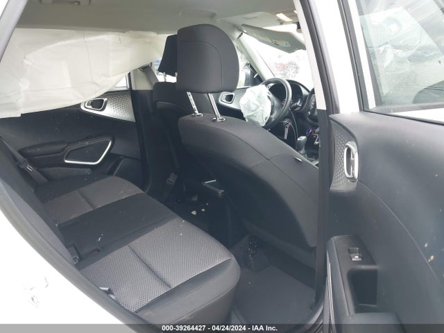 KIA SOUL LX 2021 KNDJ22AUXM7129646 Image 8