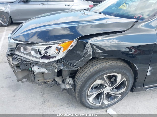 Honda ACCORD LX 2017 1HGCR2F38HA172736 Image 6