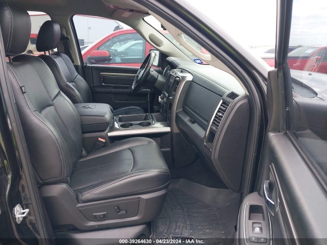 RAM 1500 Night  4x4 5'7 Box 2018 1C6RR7MT2JS114069 Image 5