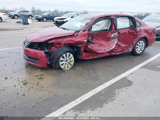1VWAT7A32FC093816 Volkswagen Passat 1.8t Wolfsburg Edition
