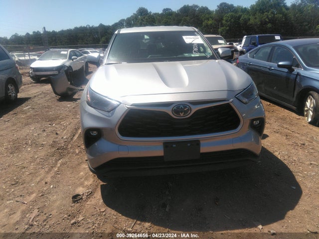 Toyota Highlander Le 2022 5TDBZRBH1NS255900 Image 13