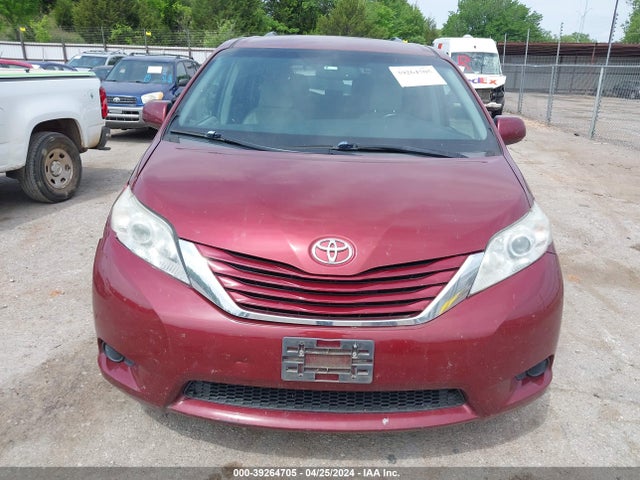 Toyota Sienna Le 8 Passenger 2017 5TDKZ3DCXHS835696 Image 13