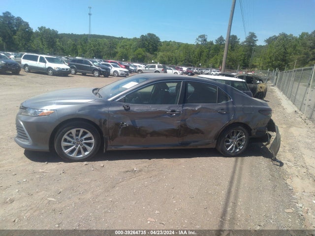 Toyota CAMRY LE 2024 4T1C11BK4RU113160 Image 6