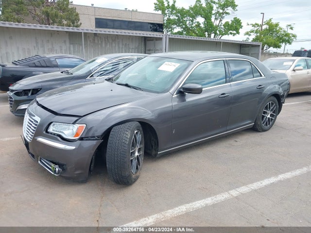 Chrysler 300 2014 2C3CCAAG4EH104309 Image 2