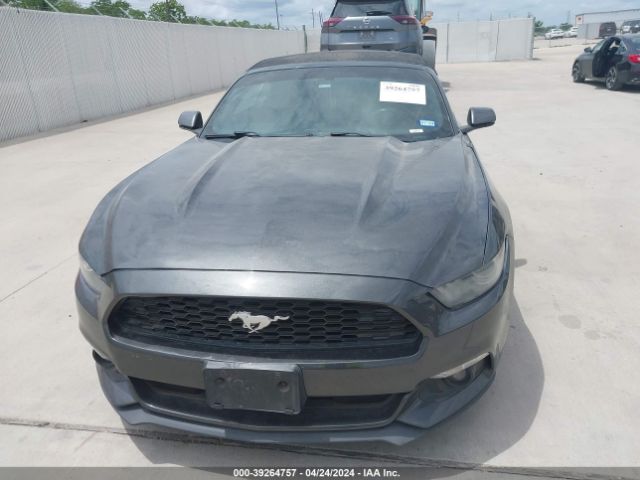 1FATP8EM7F5337611 Ford Mustang V6