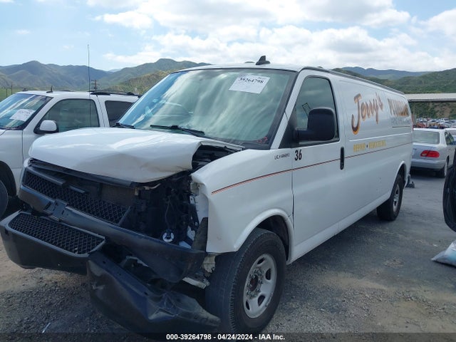 Chevrolet Express 2500 Work Van 2019 1GCWGBFG6K1169877 Image 2