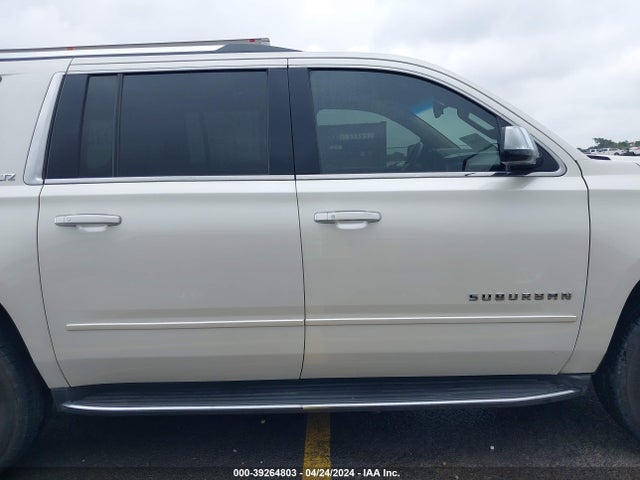 Chevrolet Suburban 1500 Ltz 2015 1GNSCKKC2FR683611 Image 13