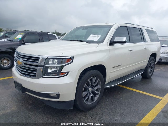 Chevrolet Suburban 1500 Ltz 2015 1GNSCKKC2FR683611 Image 2