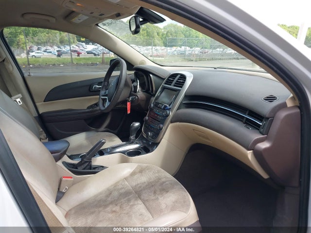 Chevrolet MALIBU 1LT 2015 1G11C5SL4FU152681 Image 5