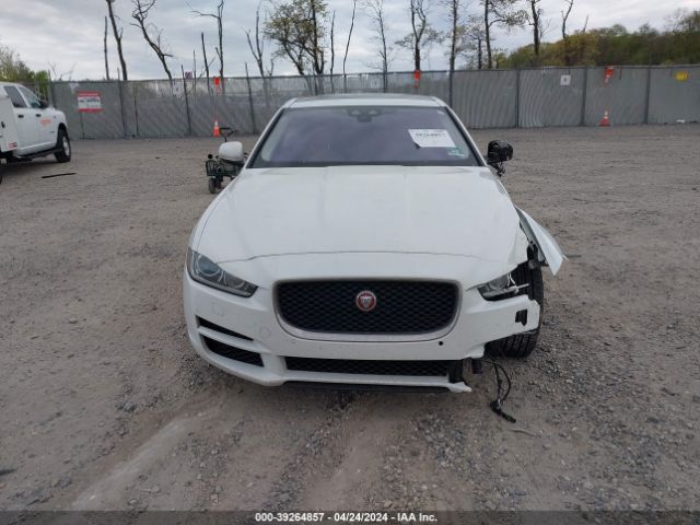 SAJAJ4FX9JCP21335 Jaguar Xe 25t Premium