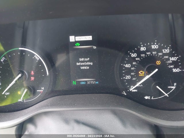 Toyota SIENNA LE 2022 5TDBRKEC3NS116133 Image 7