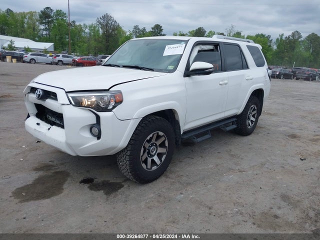 Toyota 4runner Sr5 Premium 2016 JTEBU5JRXG5399337 Image 2