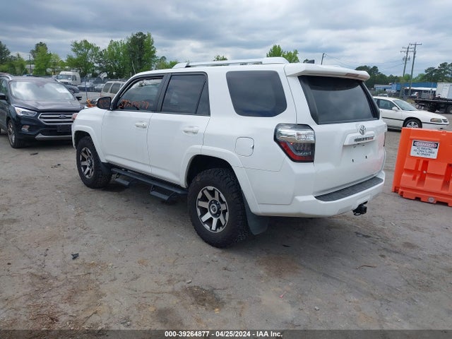Toyota 4runner Sr5 Premium 2016 JTEBU5JRXG5399337 Image 3