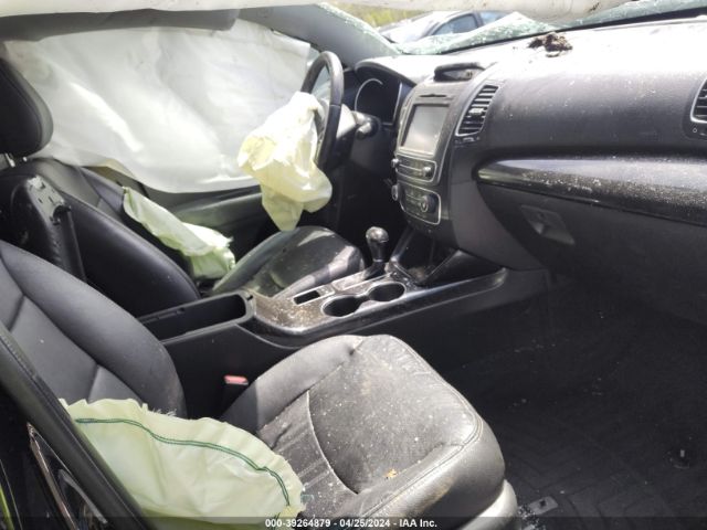 5XYKUDA79EG468715 KIA Sorento Ex V6